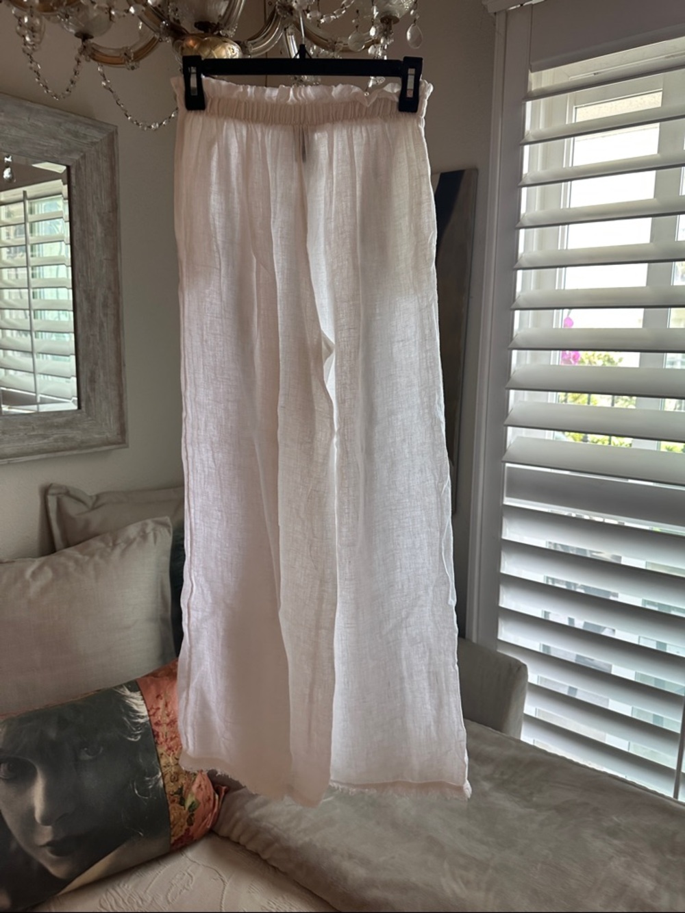 Women’s White Linen Elastic Waist Flowy Pants - Picture 6 of 7
